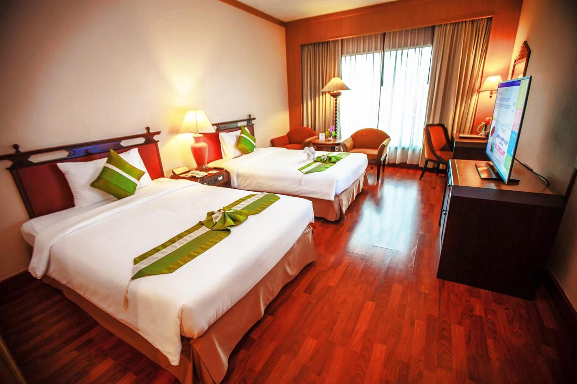Chiangmai Grandview Hotel & Convention Center - Sha Extra Plus Чиангмай Экстерьер фото